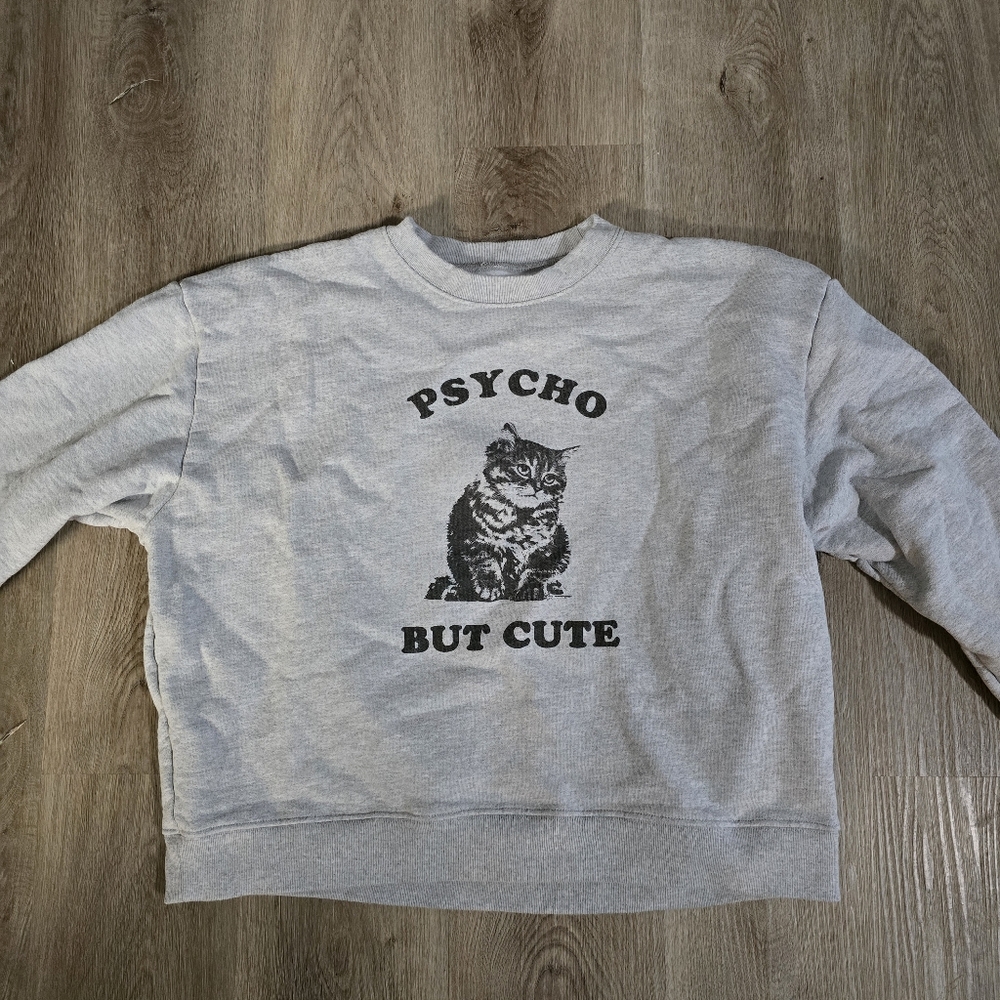 Gray Sweatshirt with Cat Graphic